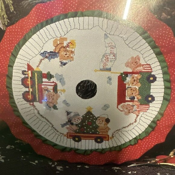 Christmas Tradition Cross Stitch Kit 9 Inch Tree Skirt Train Lot Of 2 - Picture 5 of 8